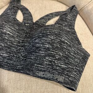 Victoria's Secret Victoria
Sport Angel Max 34C Gray